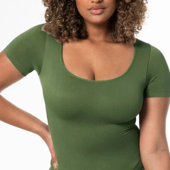 NEW HeyShape Square Neck Thong Bodysuit Green Short Sleeve Women's Large - Picture 3 of 13